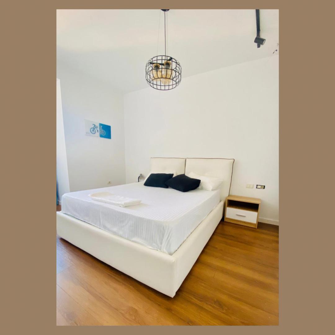 Duka'S Home Tiranë Ngoại thất bức ảnh